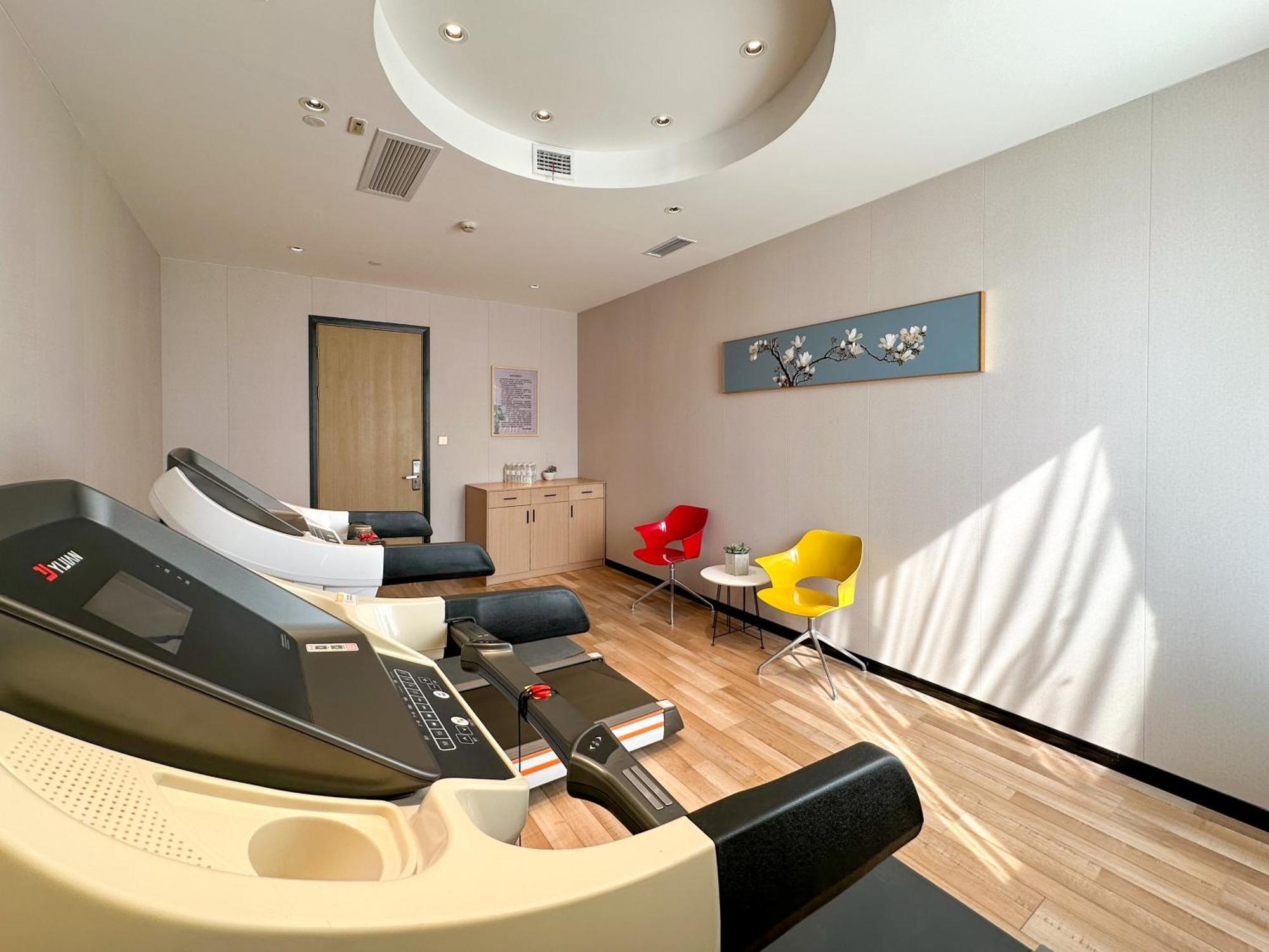 Shanghai-Deco Hotel-Free Shuttle Bus To Pudong Airport And Disneyland Esterno foto