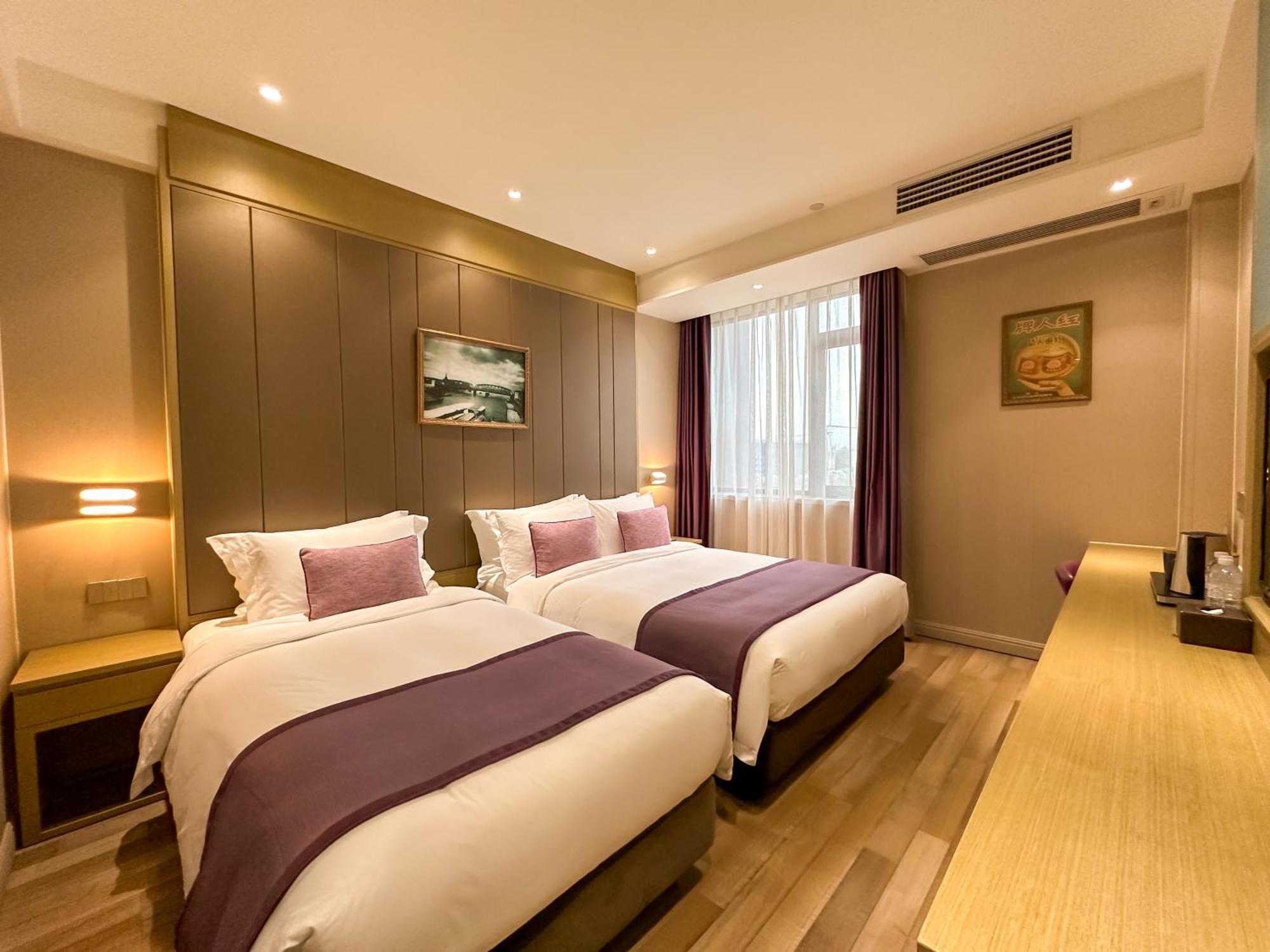 Shanghai-Deco Hotel-Free Shuttle Bus To Pudong Airport And Disneyland Esterno foto
