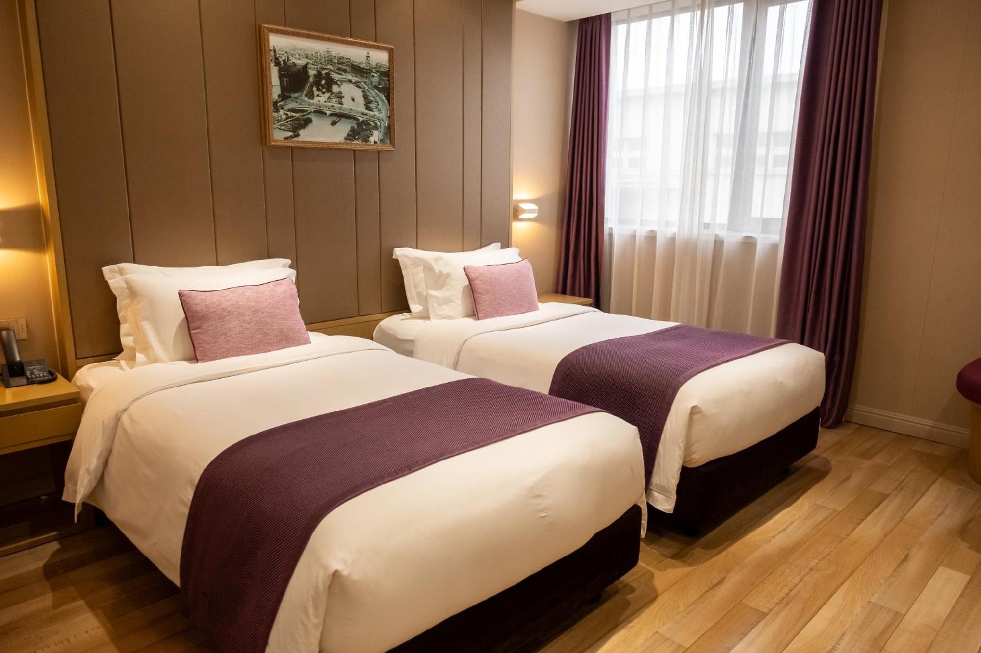 Shanghai-Deco Hotel-Free Shuttle Bus To Pudong Airport And Disneyland Esterno foto